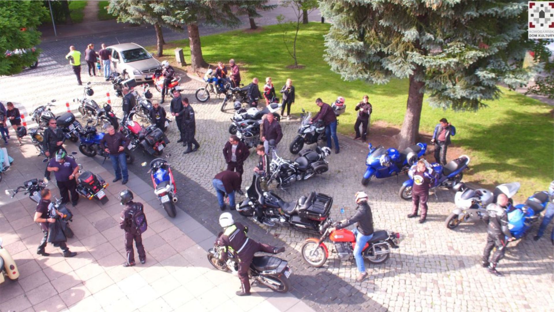 LzM | Parada motocyklowa zdjęcia z drona